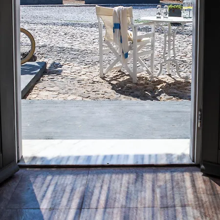 Exi Sea Side Aparthotel Perissa (Santorini)