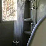 Exi Sea Side 公寓式酒店 4*