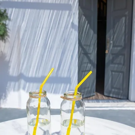 Exi Sea Side Lägenhetshotell Perissa (Santorini)