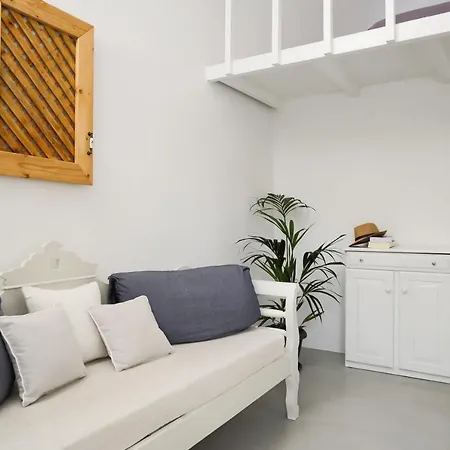 Exi Sea Side Апарт-отель Перисса