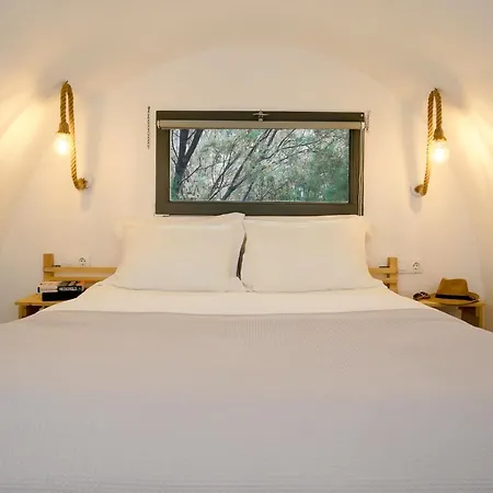 Exi Sea Side 4* Perissa (Santorini)