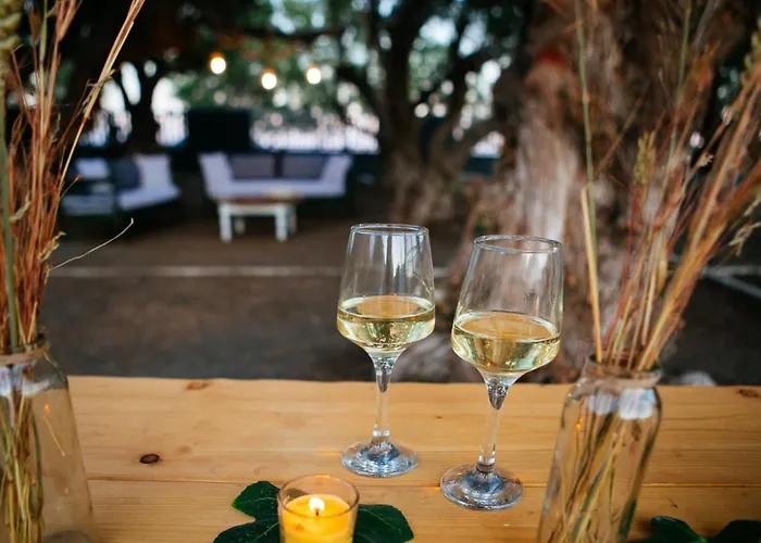 Exi Sea Side 4* Perissa (Santorini)