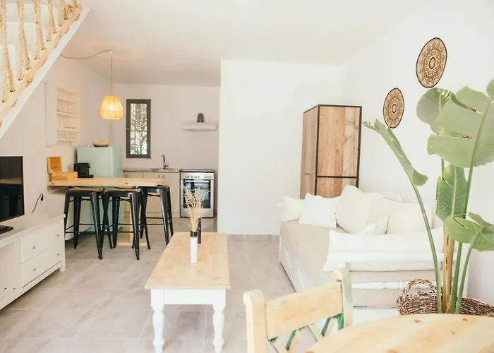 Exi Sea Side 4* Perissa (Santorini)