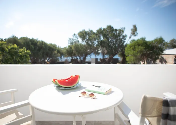 Exi Sea Side 4* Perissa (Santorini)