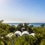 Exi Sea Side Aparthotel 4*