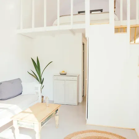 Exi Sea Side Apart Otel 4*